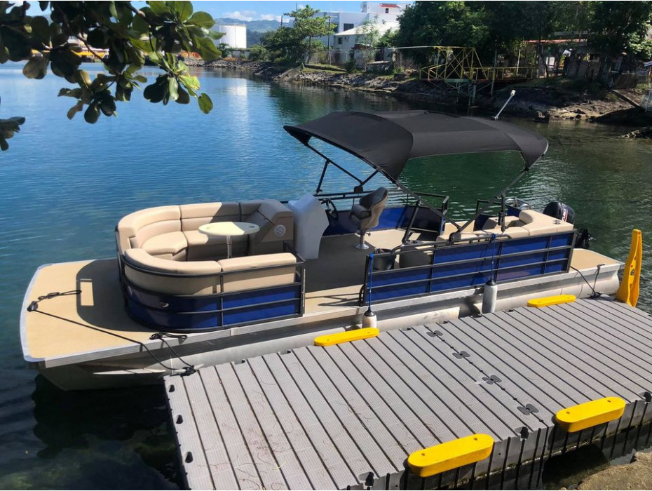Pontoon Boat Riverlake