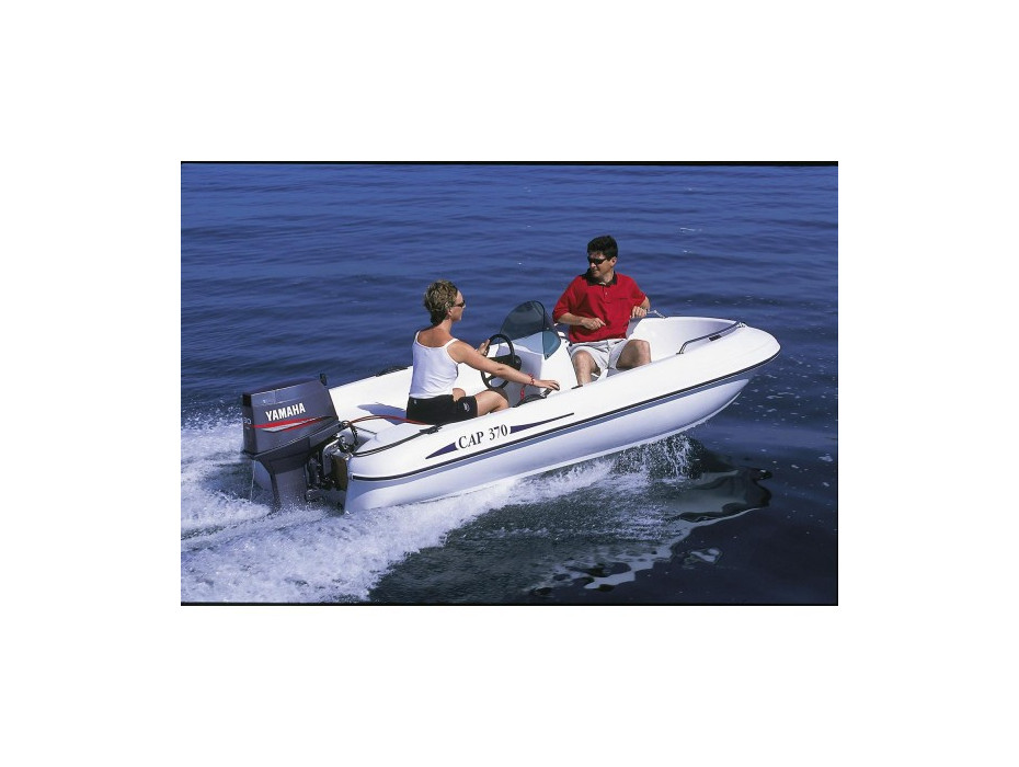 Bateau CAP 370 Tiller